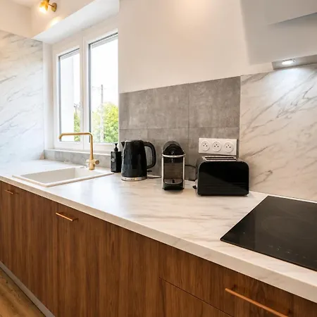 Le Rempart - Parking & Balcon * La Rochelle (Charente-Maritime)